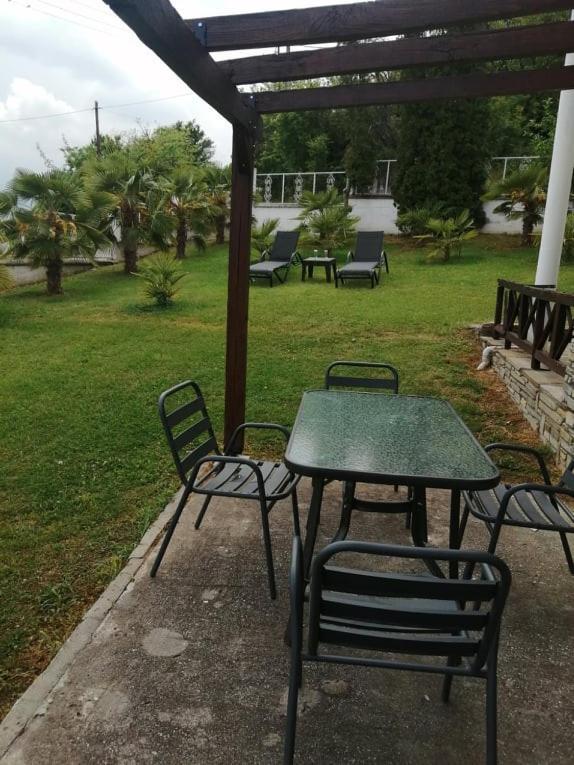 Likostomon Villa Paradisos מראה חיצוני תמונה