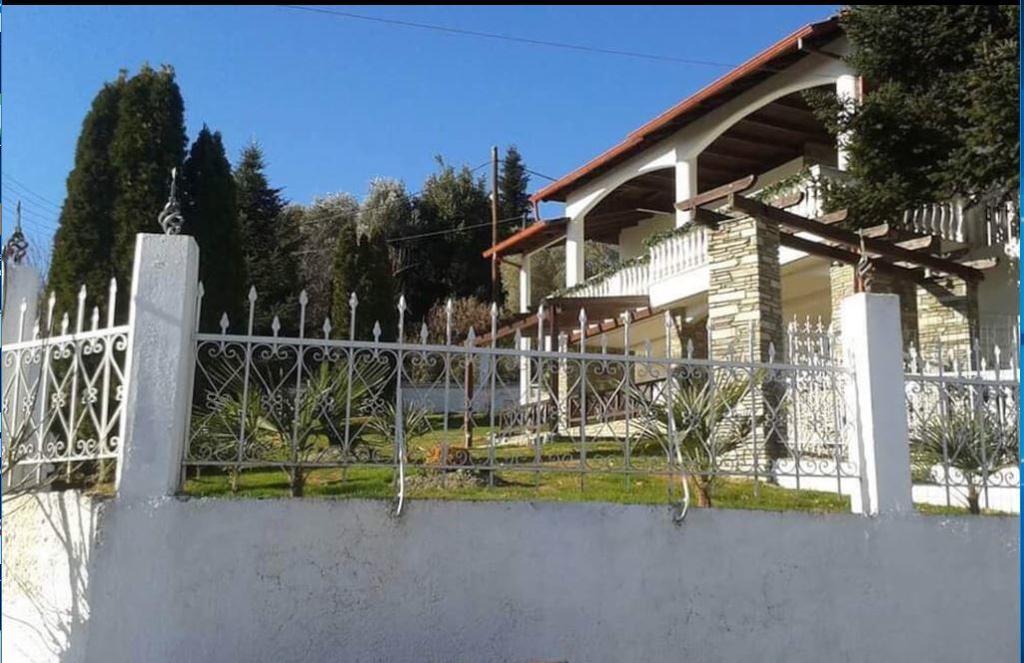 Likostomon Villa Paradisos מראה חיצוני תמונה